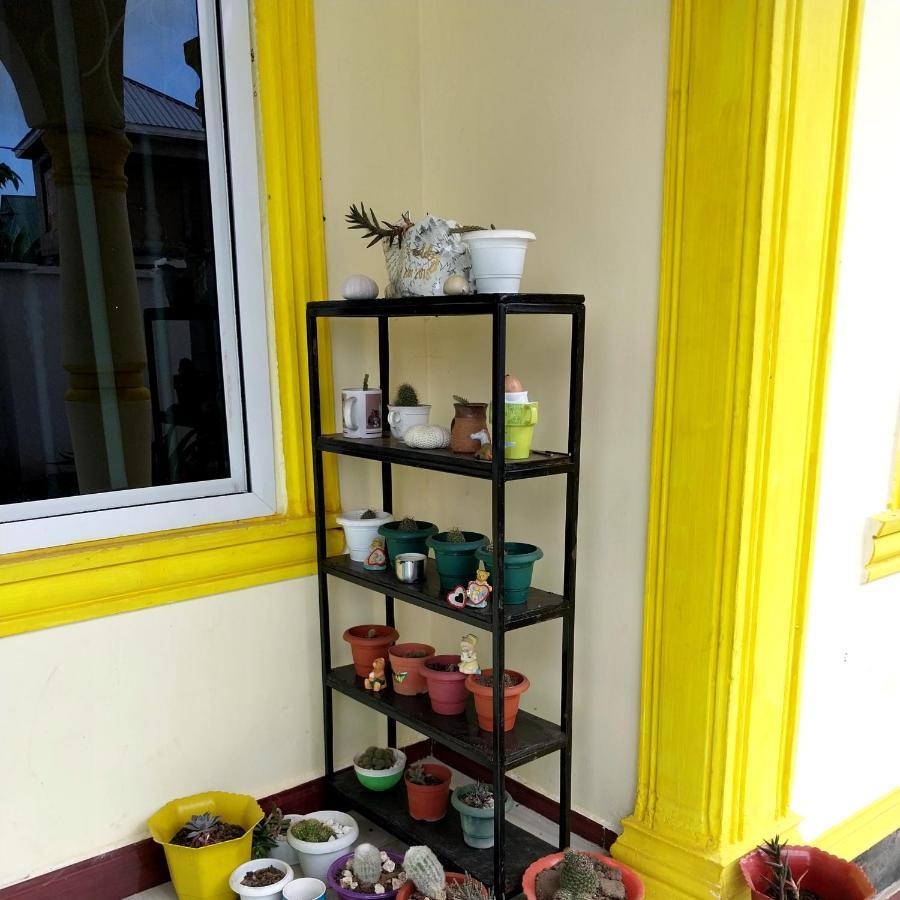 L&J Modern Backpackers Kigamboni Beach House Bed and Breakfast Dar es Salaam Exterior foto